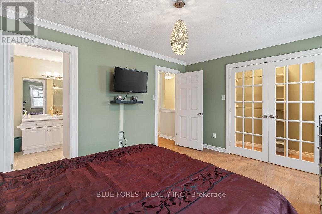 805 Deveron Crescent, London South (South J), Ontario  N5Z 5B4 - Photo 18 - X12766364