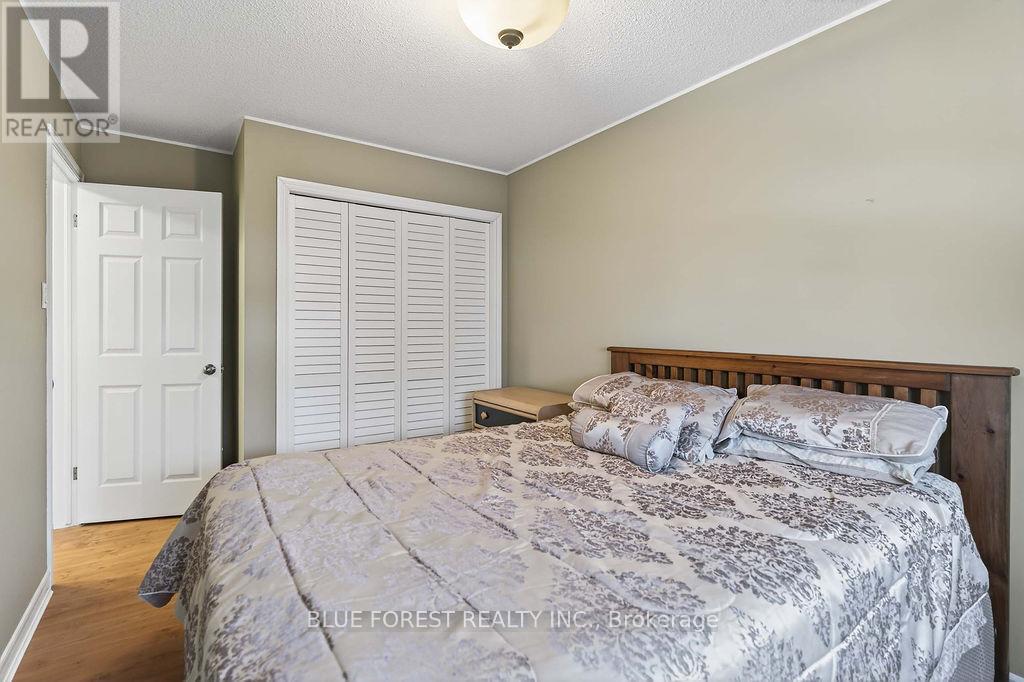 805 Deveron Crescent, London South (South J), Ontario  N5Z 5B4 - Photo 21 - X12766364