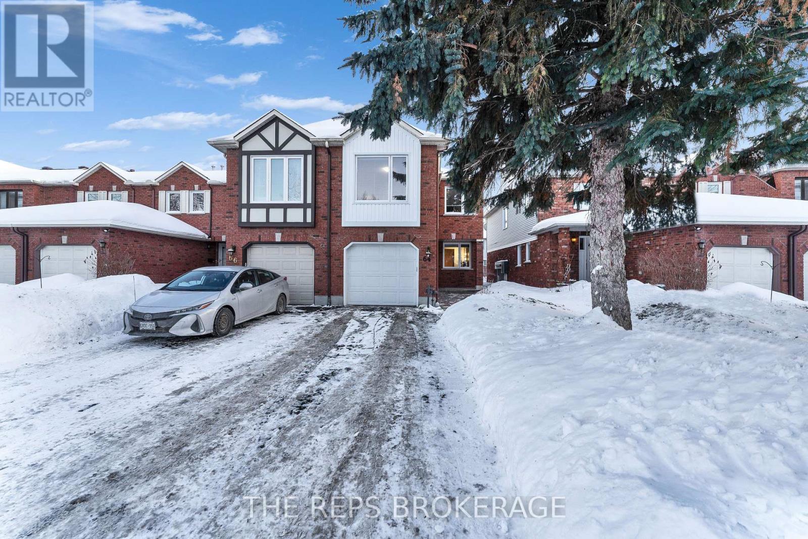 64 Hunterswood Crescent, Ottawa, Ontario  K1G 5V9 - Photo 1 - X12766466