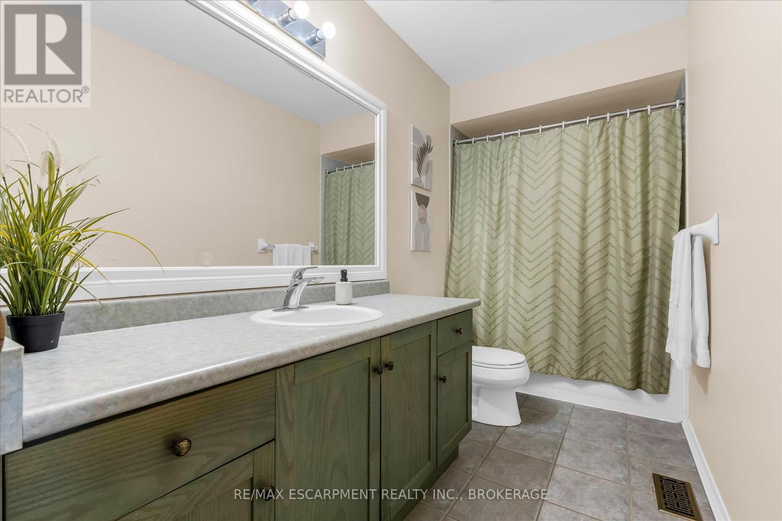 40 - 800 Paramount Drive, Hamilton, Ontario  L8J 3V8 - Photo 25 - X12766490