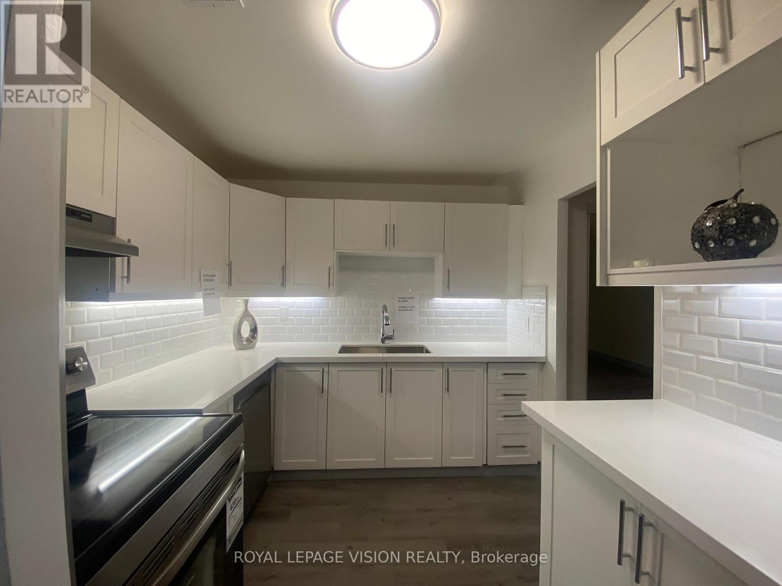 205 - 895 Kennedy Road, Toronto, Ontario  M1K 2E9 - Photo 3 - E12763976