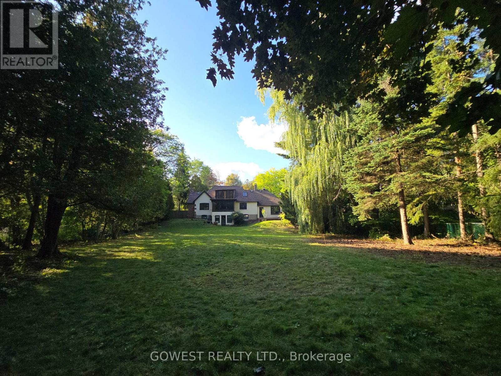 62 Pinewood Trail, Mississauga, Ontario  L5G 2L1 - Photo 16 - W12535064