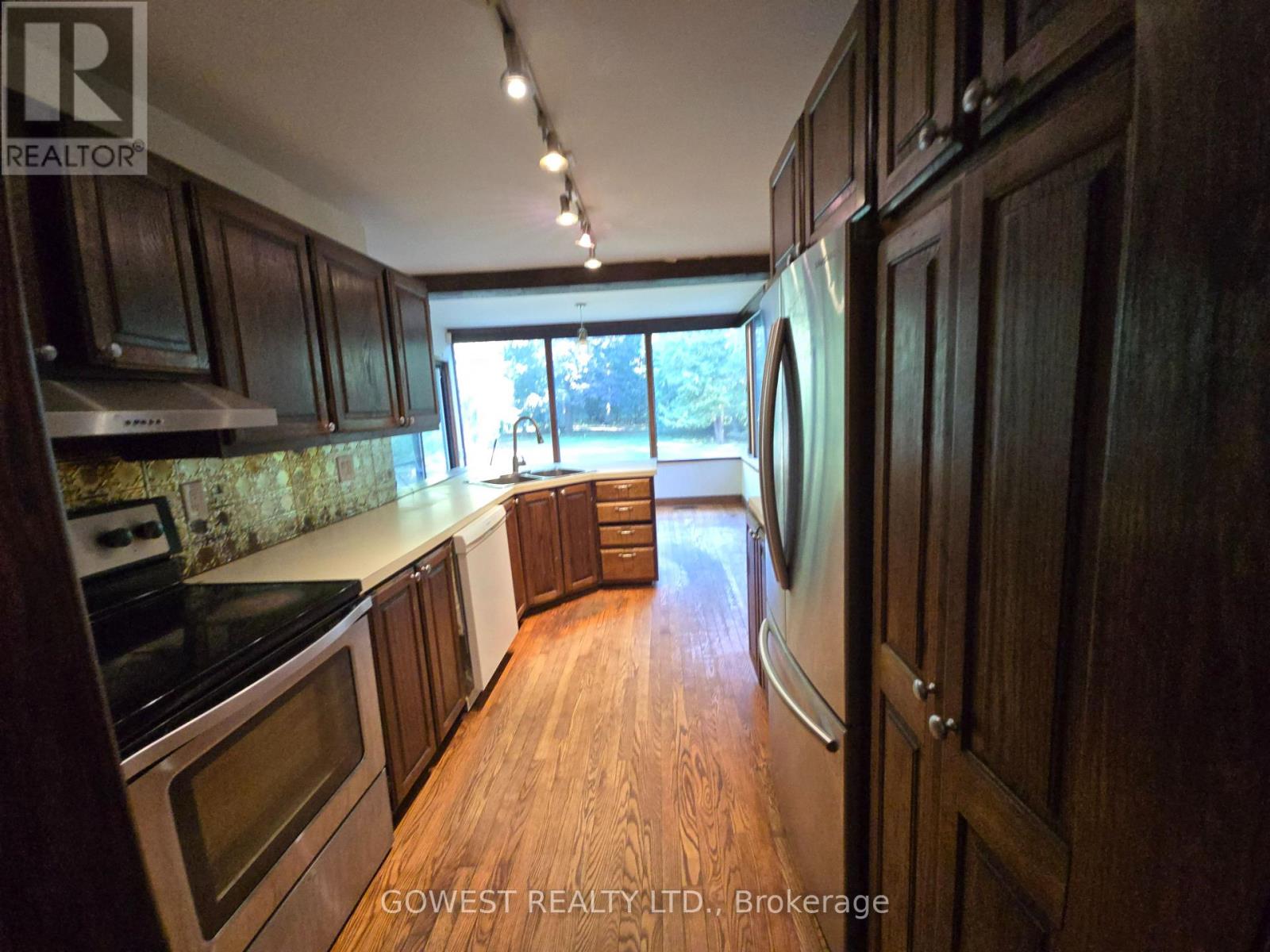 62 Pinewood Trail, Mississauga, Ontario  L5G 2L1 - Photo 22 - W12535064