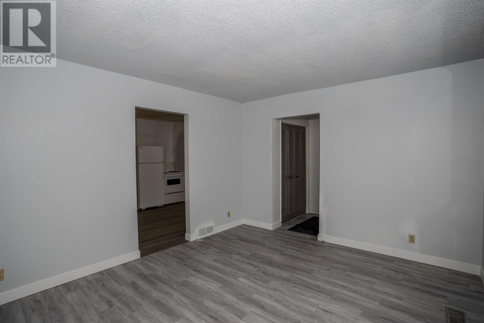 506 Churchill Dr W, Thunder Bay, Ontario  P7C 1W1 - Photo 4 - TB2600184