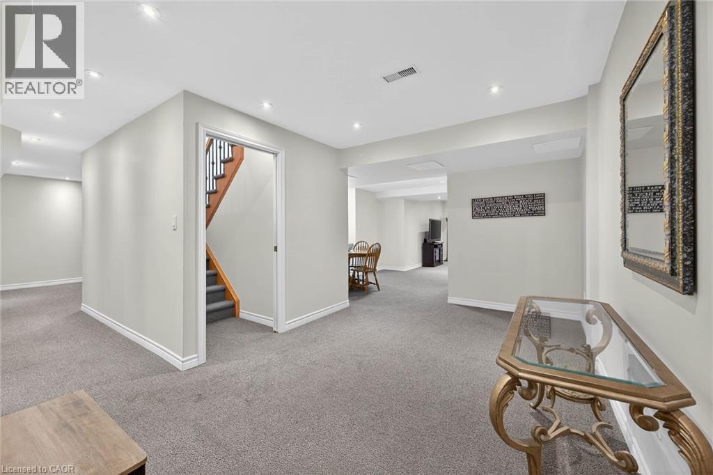 5 Georgian Trail, Glanbrook, Ontario  L9B 2X8 - Photo 24 - 40803594