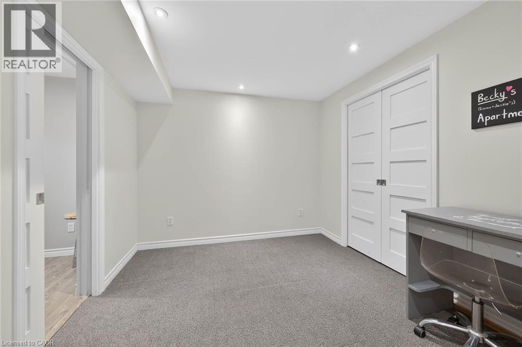 5 Georgian Trail, Glanbrook, Ontario  L9B 2X8 - Photo 32 - 40803594