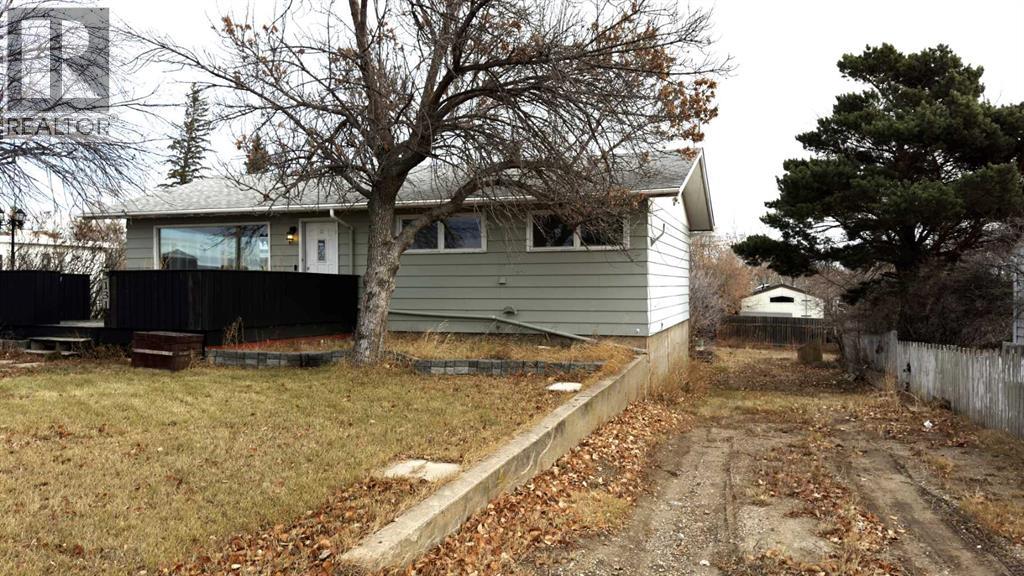 5131 52 Street, Consort, Alberta  T0C 1B0 - Photo 2 - A2271354