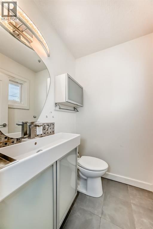 4139 Bowlen Street Nw, Calgary, Alberta  T2L 1P8 - Photo 15 - A2258402