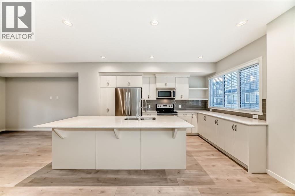 409 Nolanlake Villas Nw, Calgary, Alberta  T3R 0Z7 - Photo 4 - A2272038