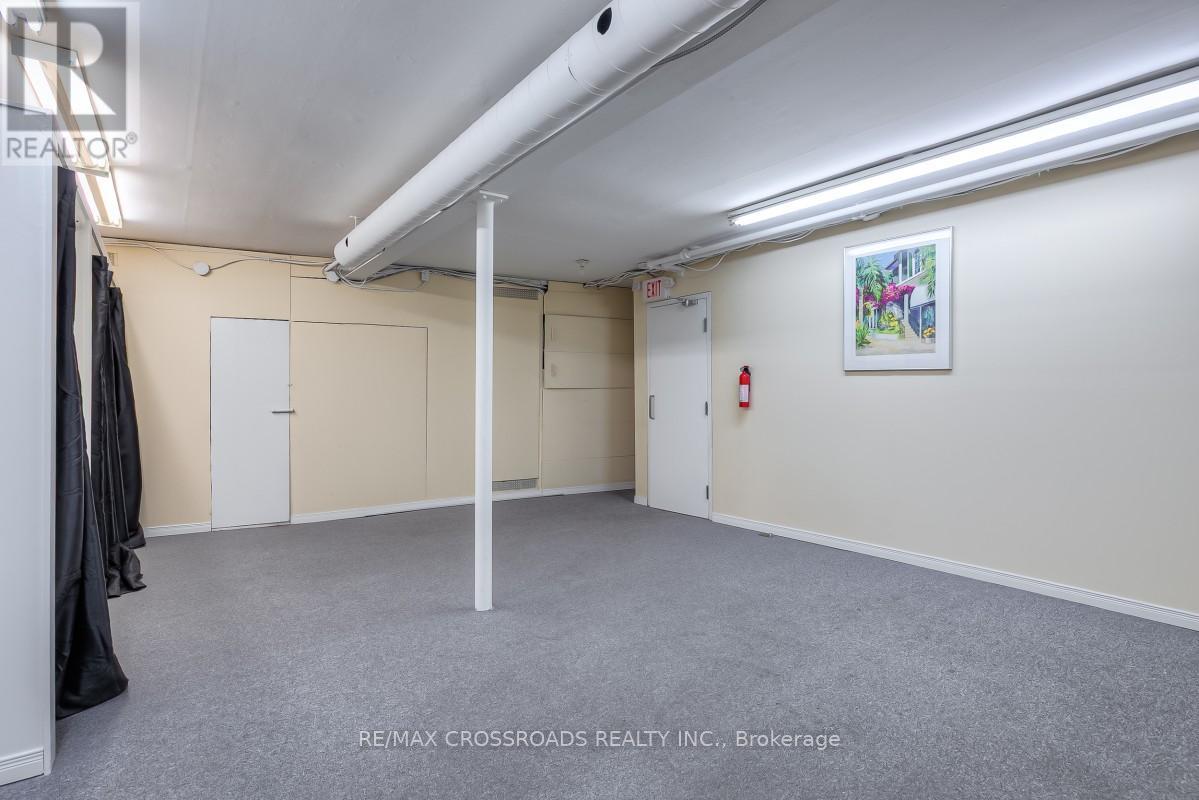 1936 Avenue Road, Toronto, Ontario  M5M 4A1 - Photo 21 - C12766332