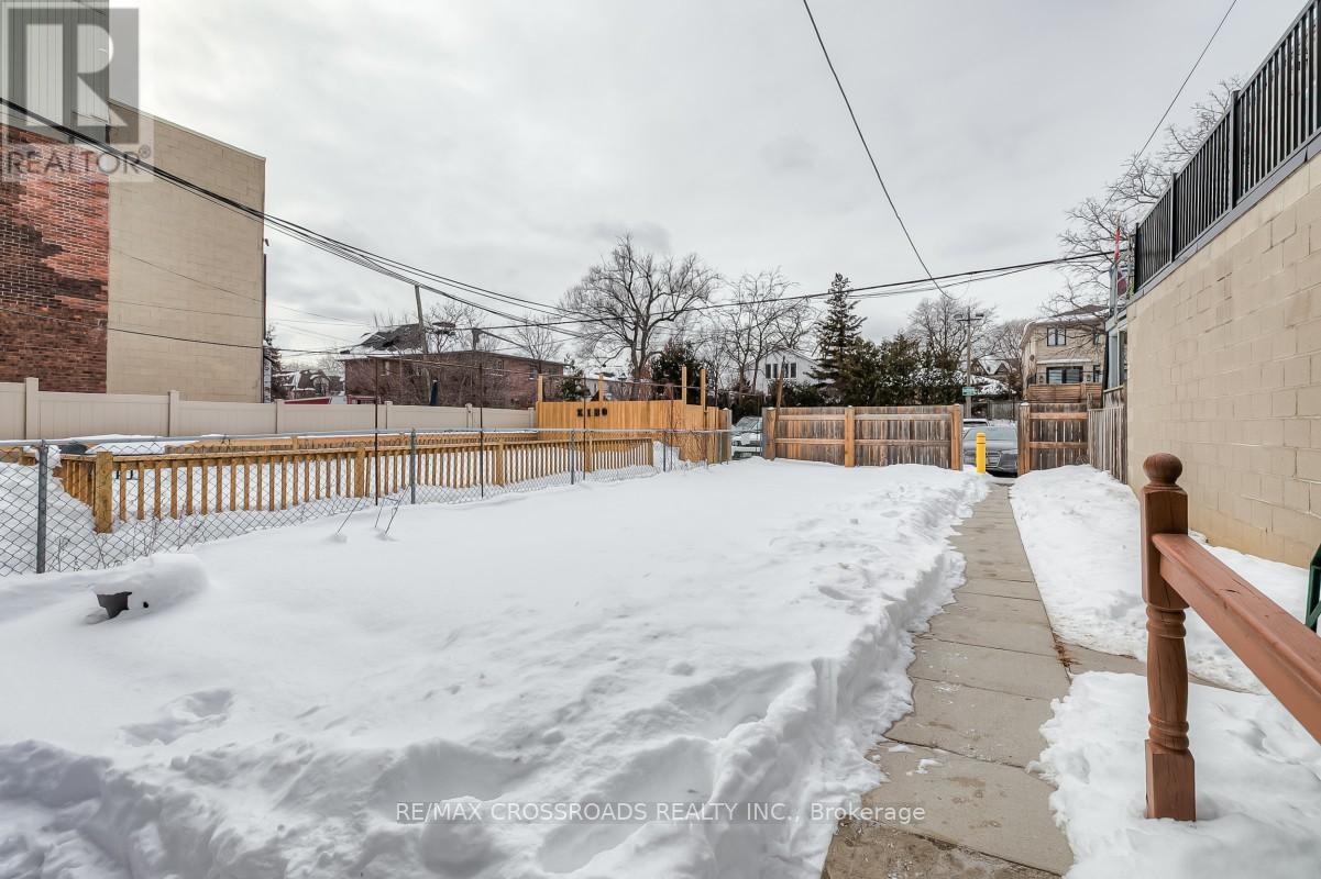 1936 Avenue Road, Toronto, Ontario  M5M 4A1 - Photo 29 - C12766332