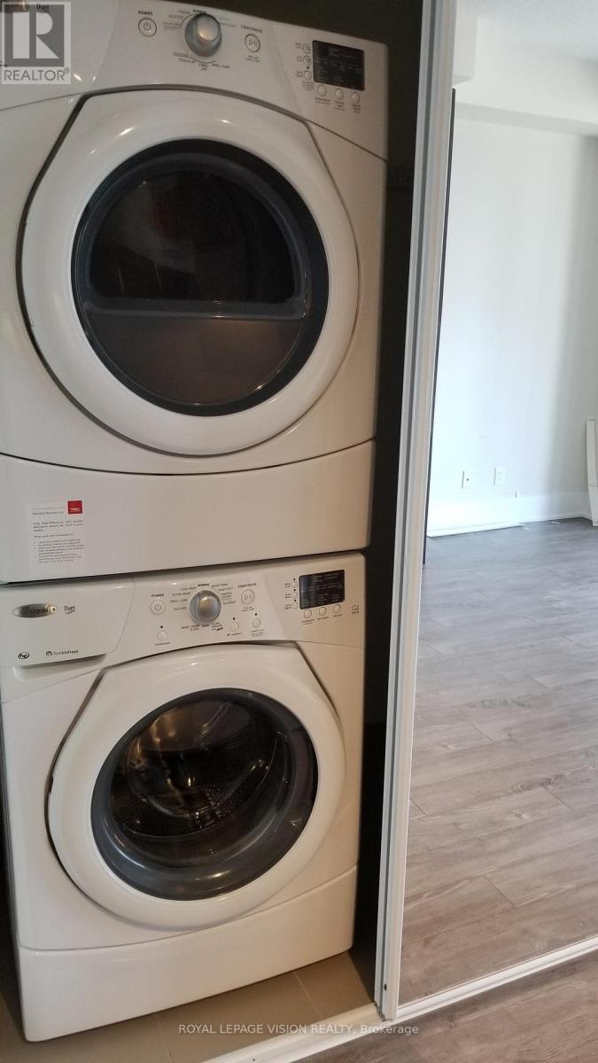 1301 - 300 Front Street, Toronto, Ontario  M5V 0E9 - Photo 12 - C12766360