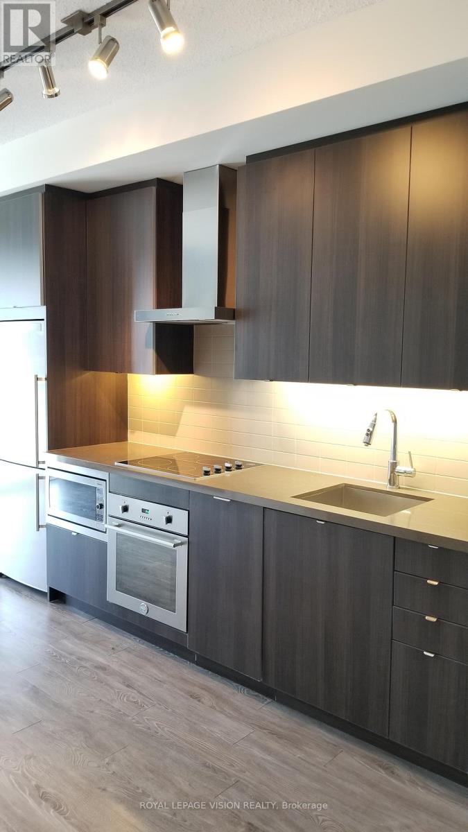 1301 - 300 Front Street, Toronto, Ontario  M5V 0E9 - Photo 4 - C12766360