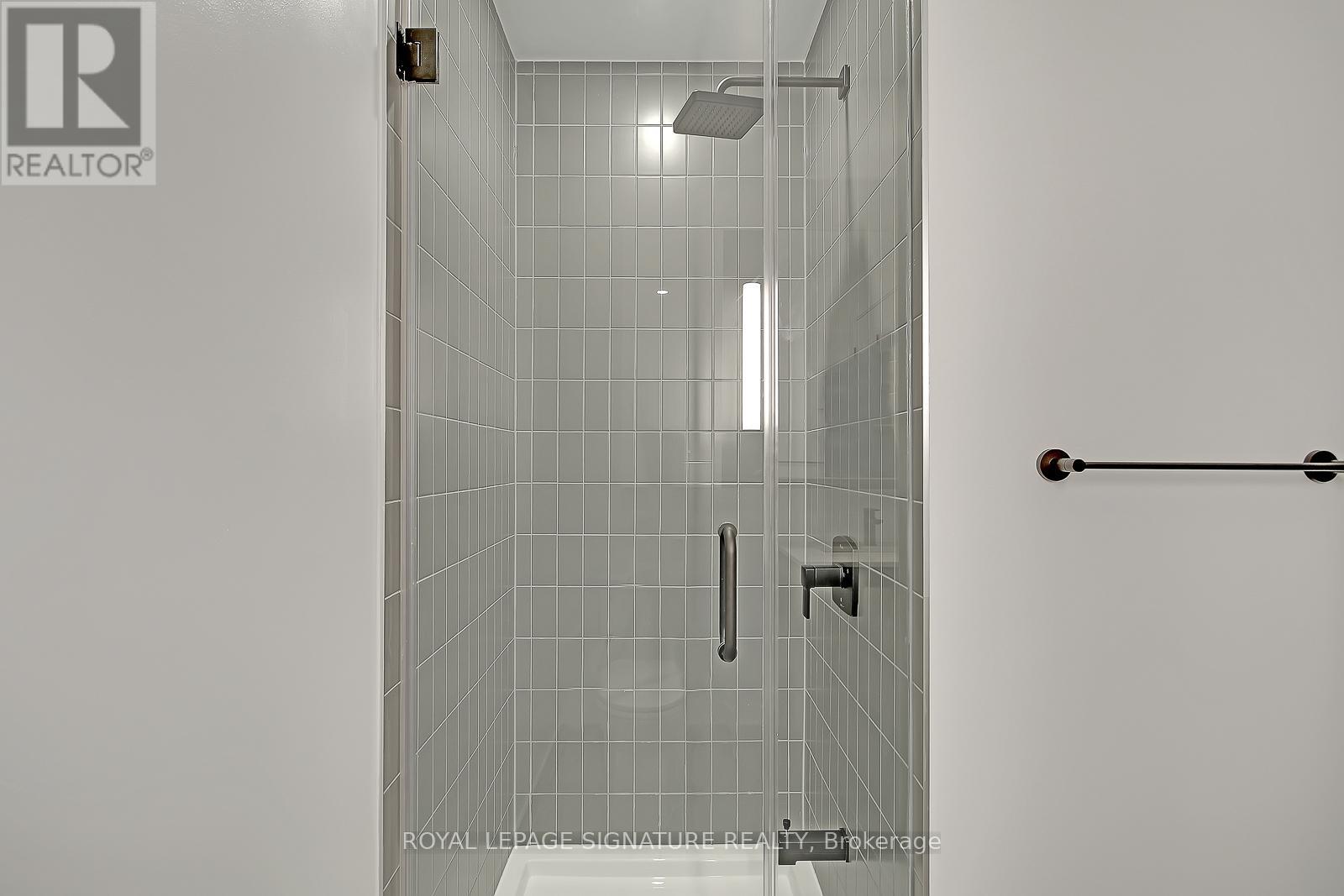 405 - 5 Defries Street, Toronto, Ontario  M5A 3R4 - Photo 10 - C12766380