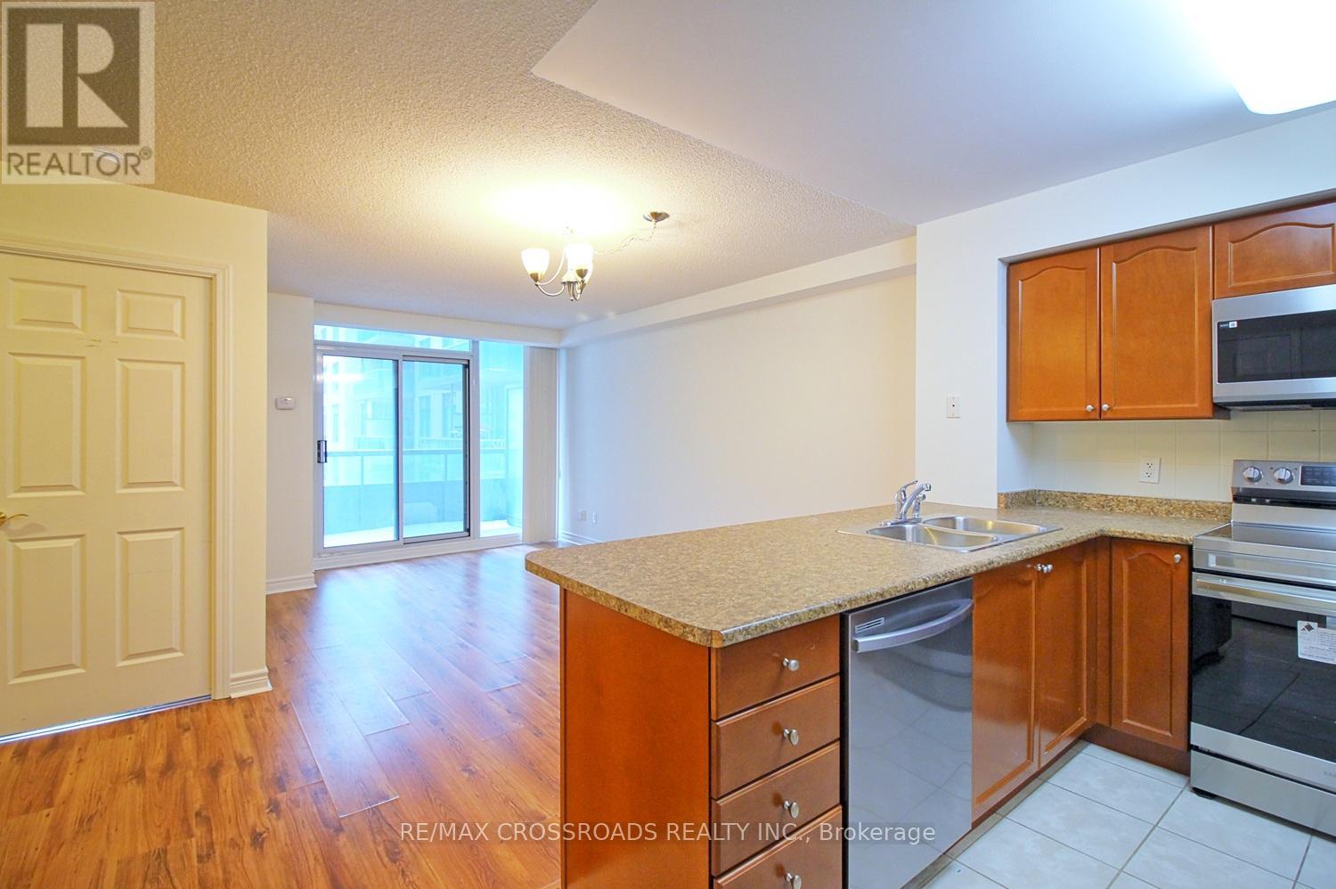 627 - 51 Lower Simcoe Street, Toronto, Ontario  M5J 3A2 - Photo 2 - C12766428