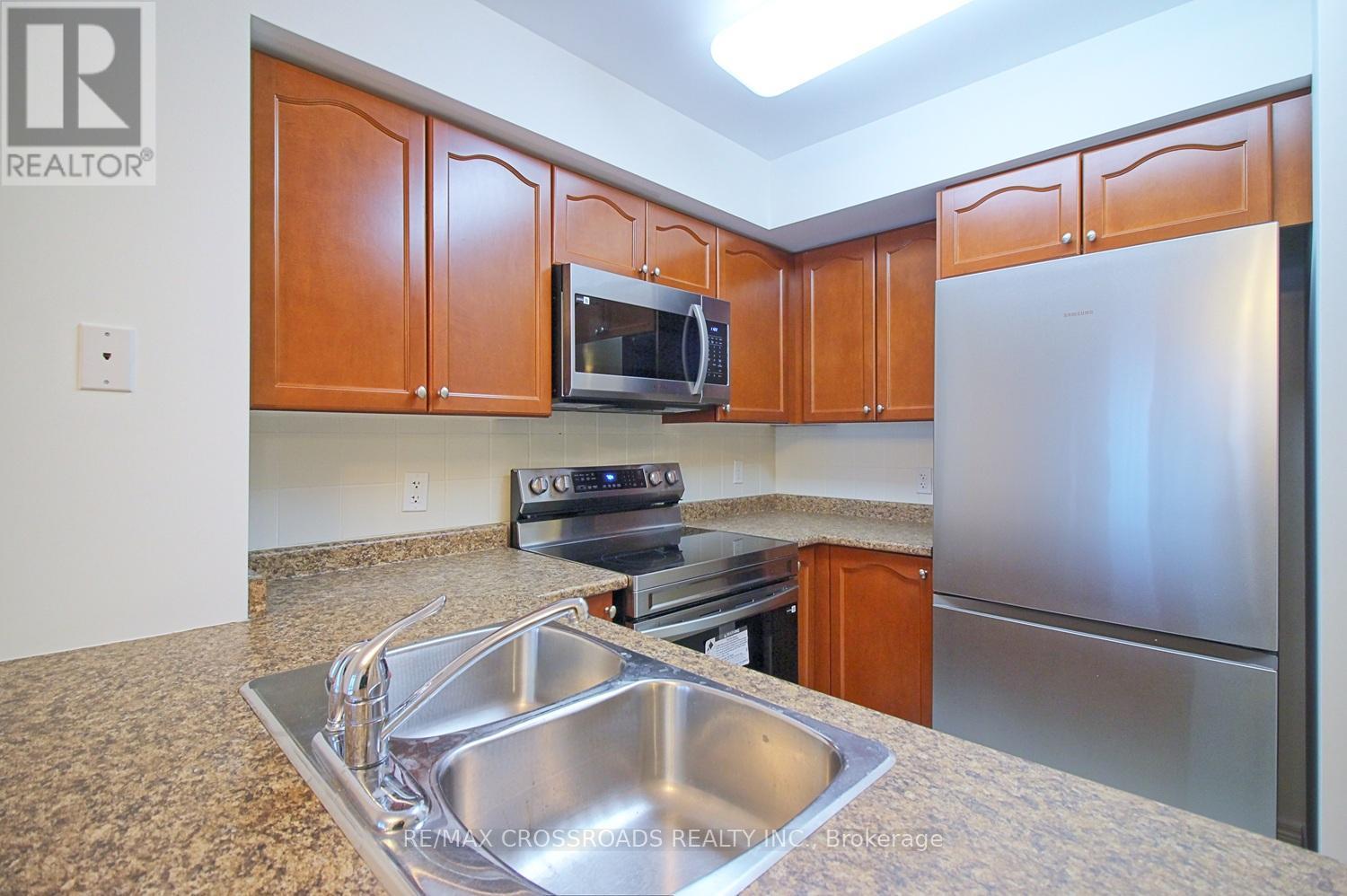 627 - 51 Lower Simcoe Street, Toronto, Ontario  M5J 3A2 - Photo 4 - C12766428