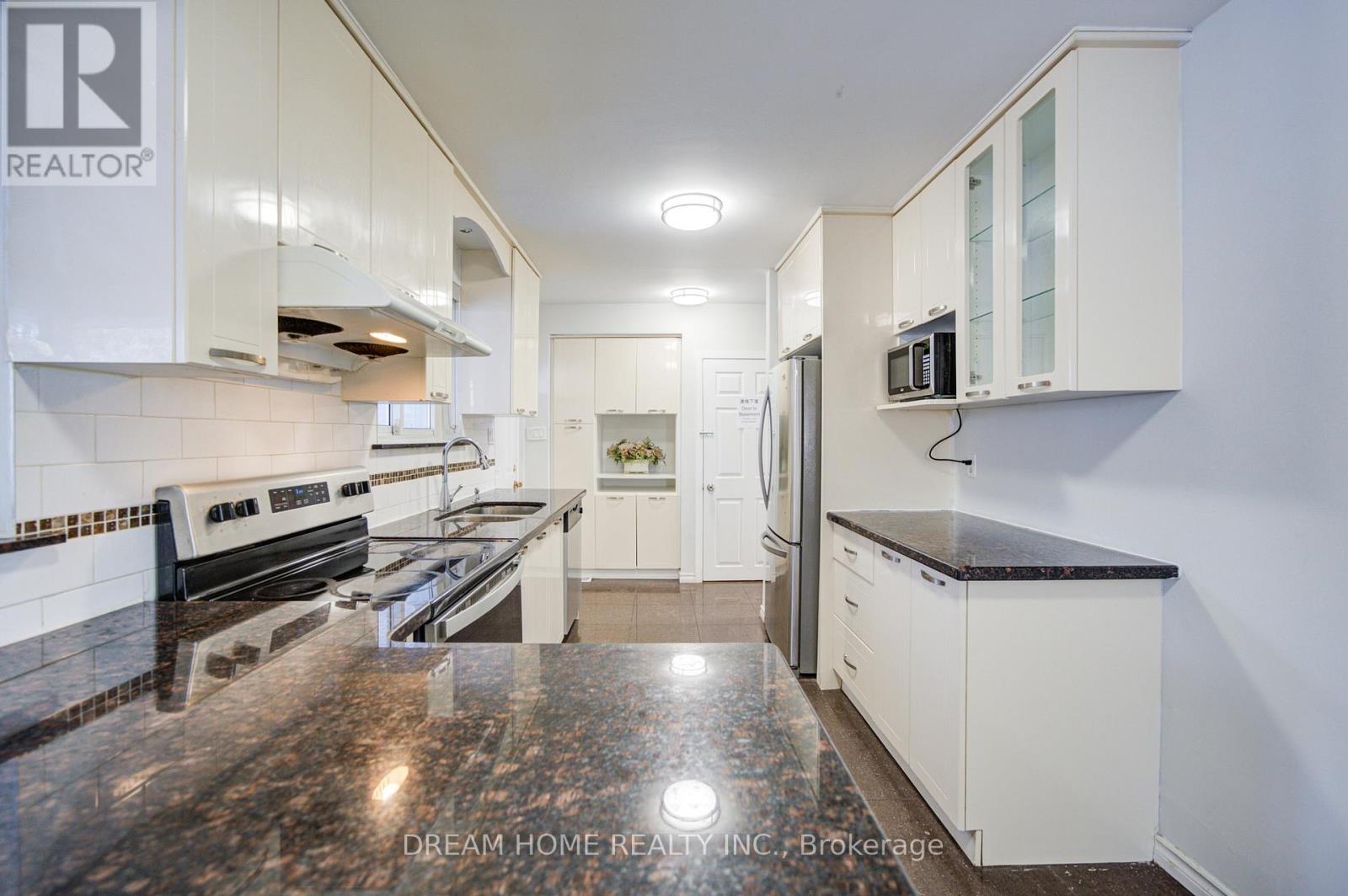 23 Tristan Crescent, Toronto, Ontario  M2H 1X2 - Photo 10 - C12766440