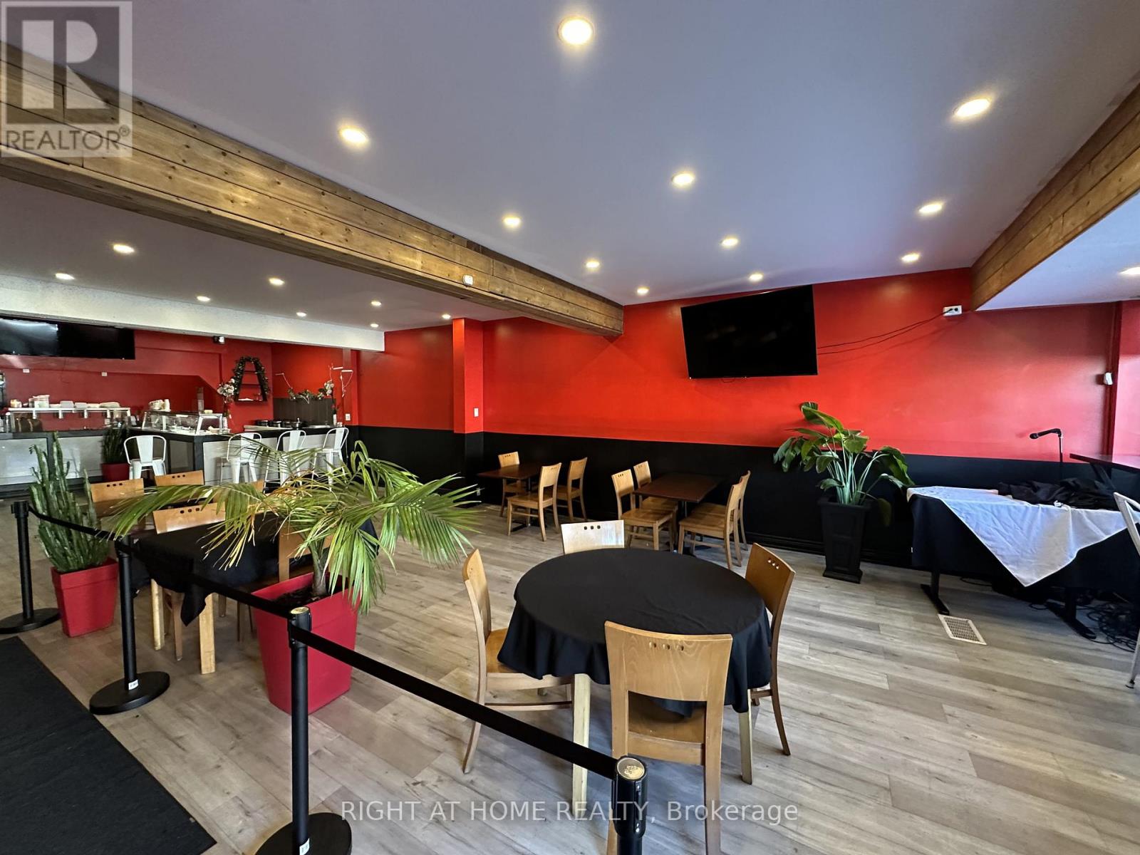 Main - 1653 Eglinton Avenue W, Toronto, Ontario  M6E 2H1 - Photo 3 - C12766512