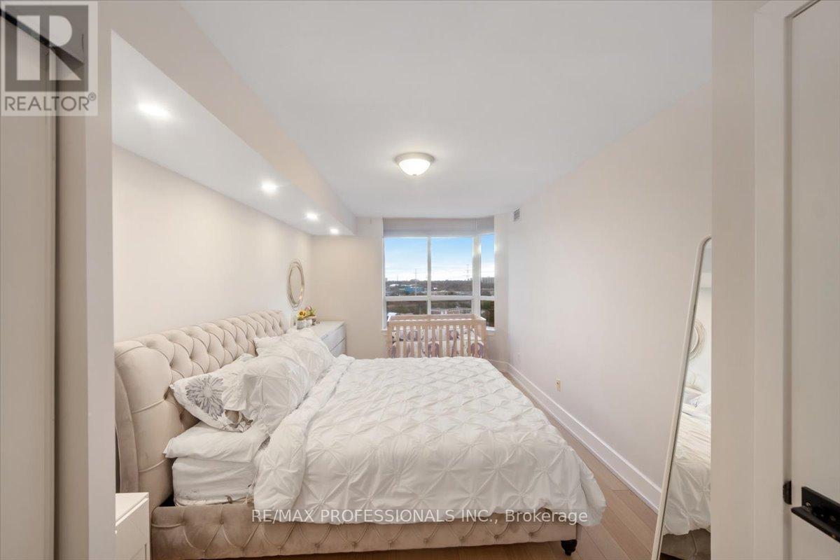 912 - 1700 Eglinton Avenue E, Toronto, Ontario  M4A 2X4 - Photo 18 - C12766526