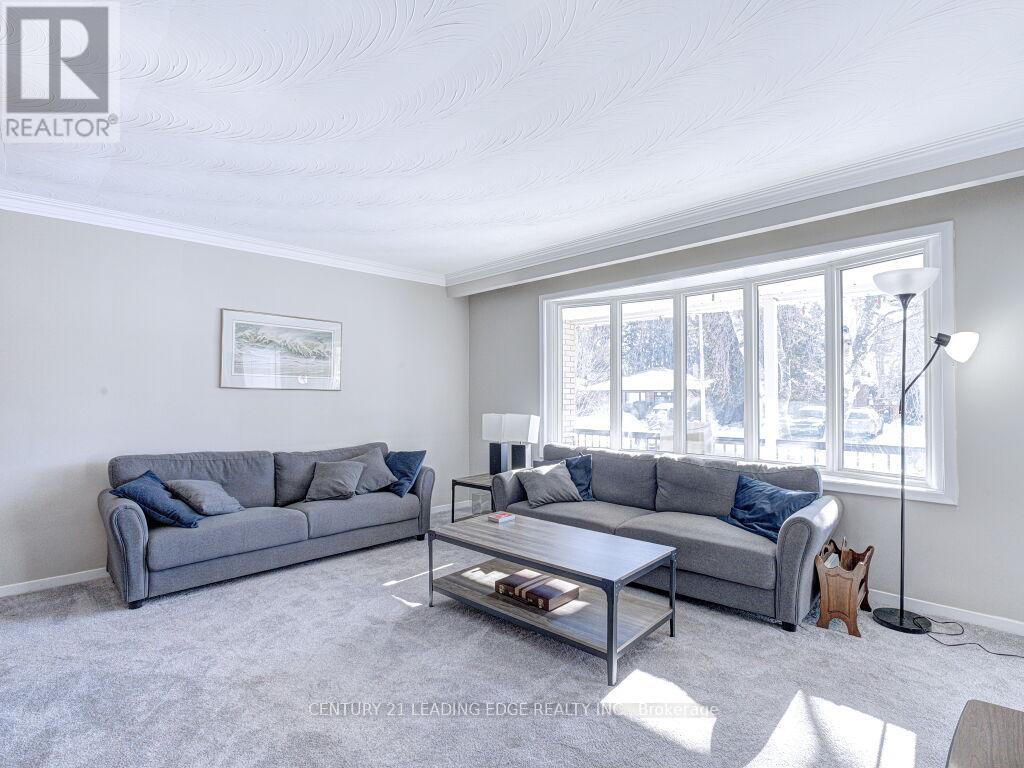 16 Bethley Drive, Toronto, Ontario  M1E 3M7 - Photo 6 - E12766322