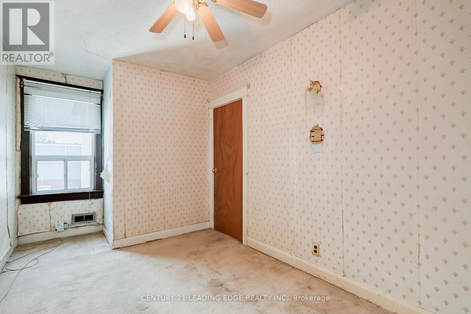 635 Coxwell Avenue, Toronto, Ontario  M4C 3B8 - Photo 28 - E12766510