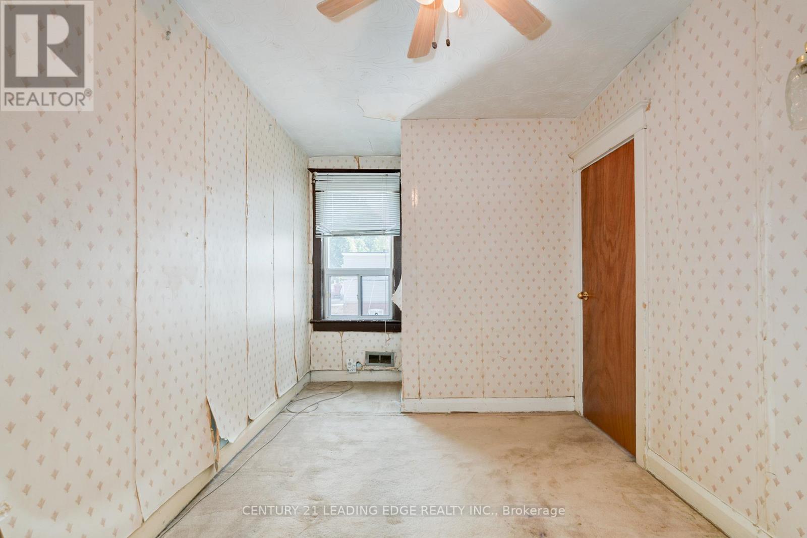 635 Coxwell Avenue, Toronto, Ontario  M4C 3B8 - Photo 29 - E12766510