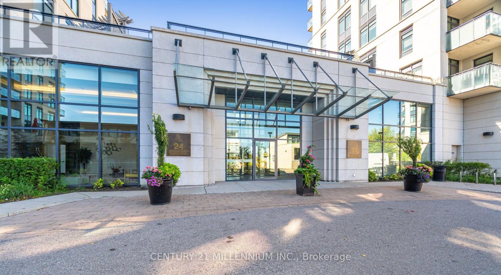 217 - 24 Woodstream Boulevard, Vaughan, Ontario  L4L 8C4 - Photo 2 - N12766346