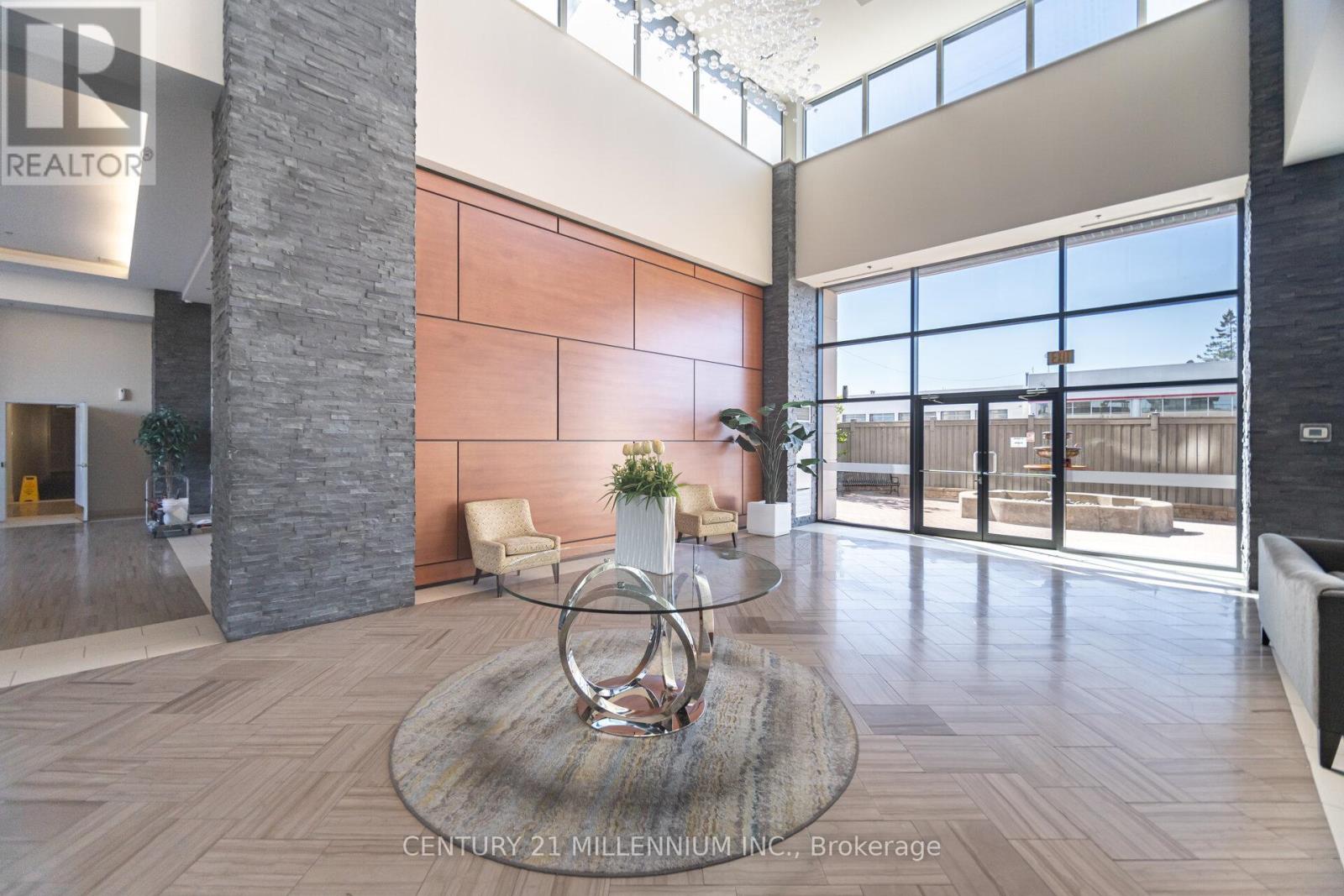 217 - 24 Woodstream Boulevard, Vaughan, Ontario  L4L 8C4 - Photo 4 - N12766346