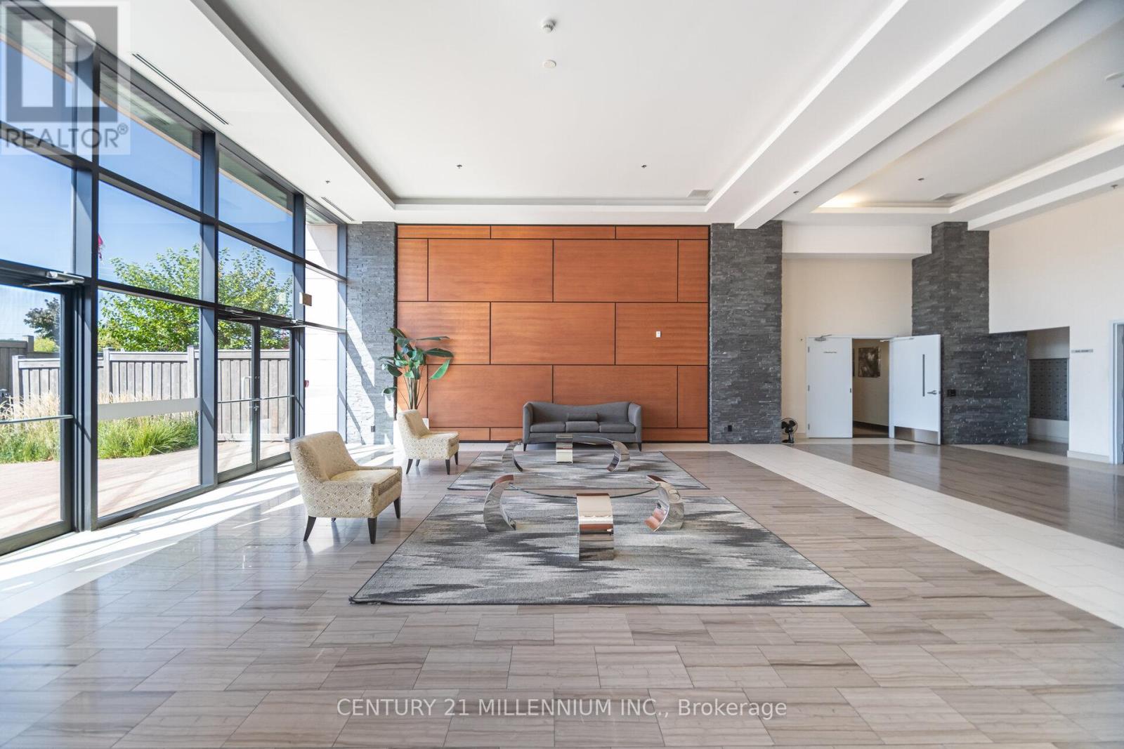 217 - 24 Woodstream Boulevard, Vaughan, Ontario  L4L 8C4 - Photo 5 - N12766346