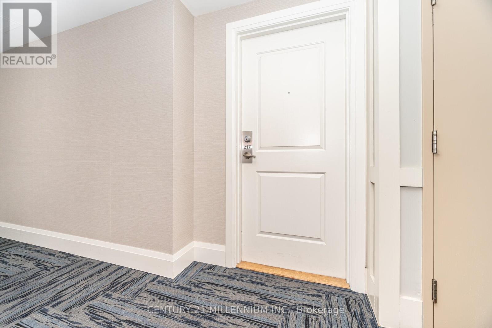 217 - 24 Woodstream Boulevard, Vaughan, Ontario  L4L 8C4 - Photo 6 - N12766346