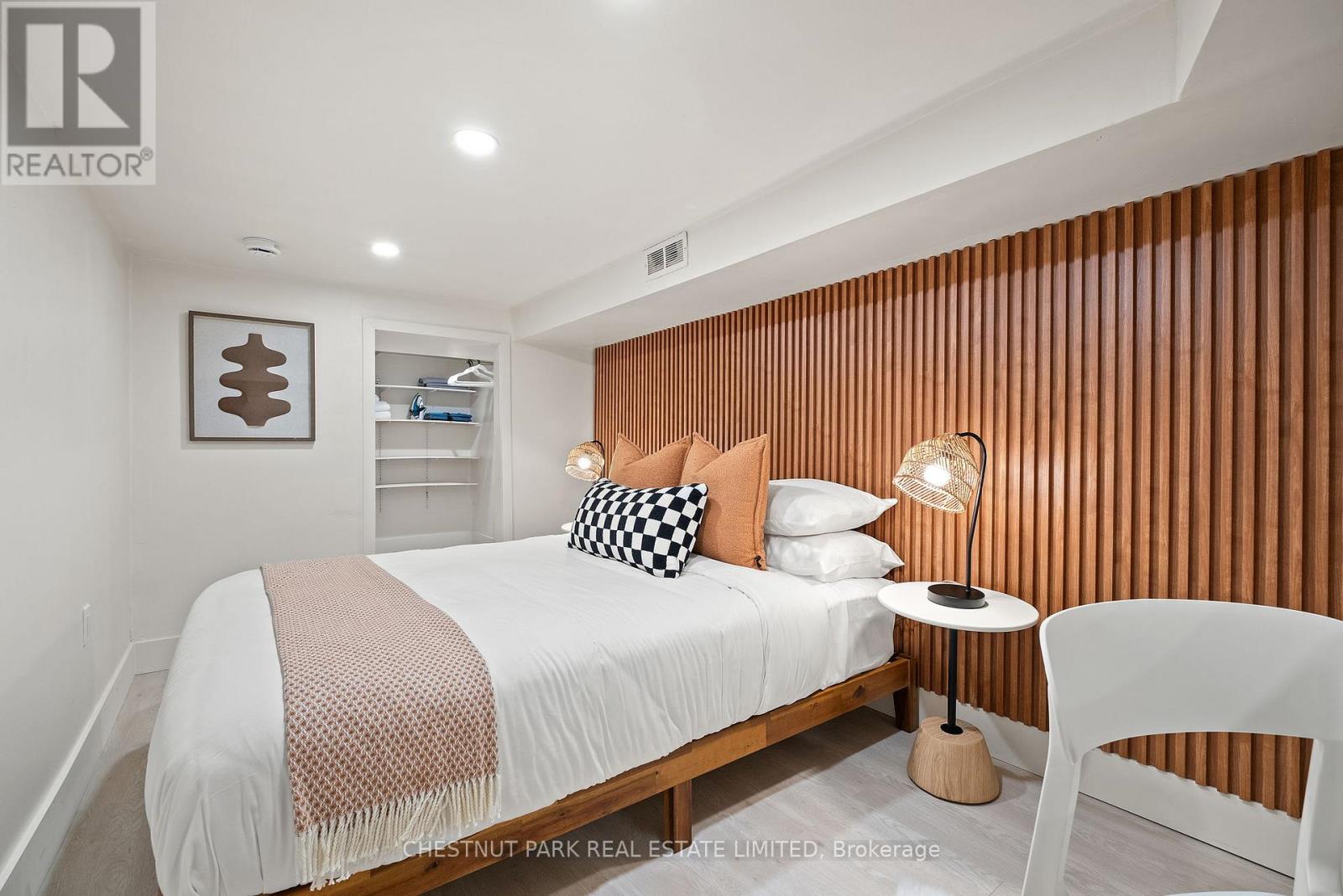 Lower - 76 Major Mackenzie Road E, Richmond Hill, Ontario  L4C 1G9 - Photo 14 - N12766394