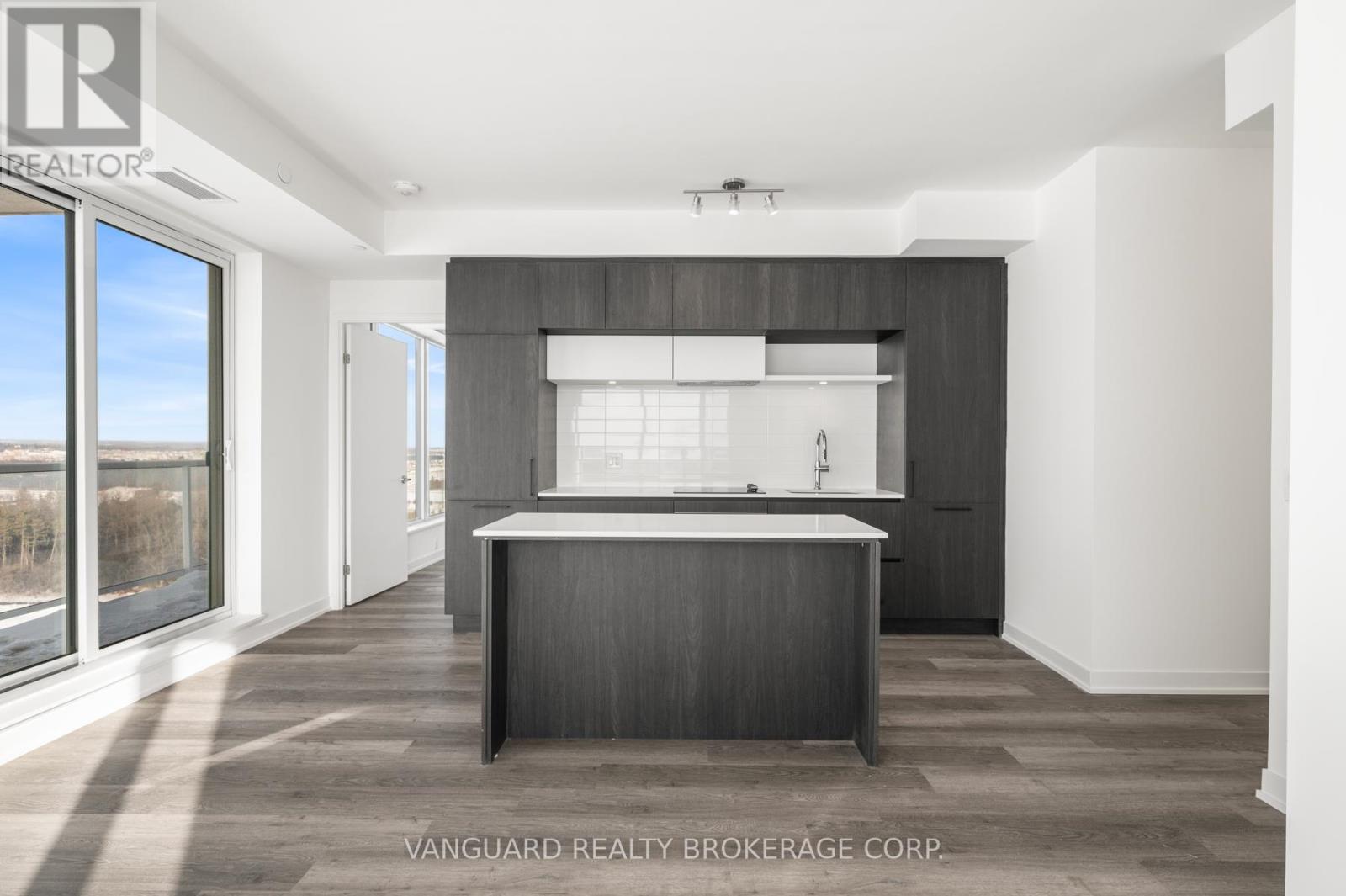 1325 - 2 David Eyer Drive, Richmond Hill, Ontario  L4S 0N6 - Photo 10 - N12766430