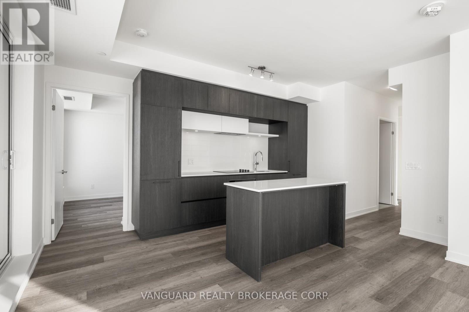 1325 - 2 David Eyer Drive, Richmond Hill, Ontario  L4S 0N6 - Photo 11 - N12766430