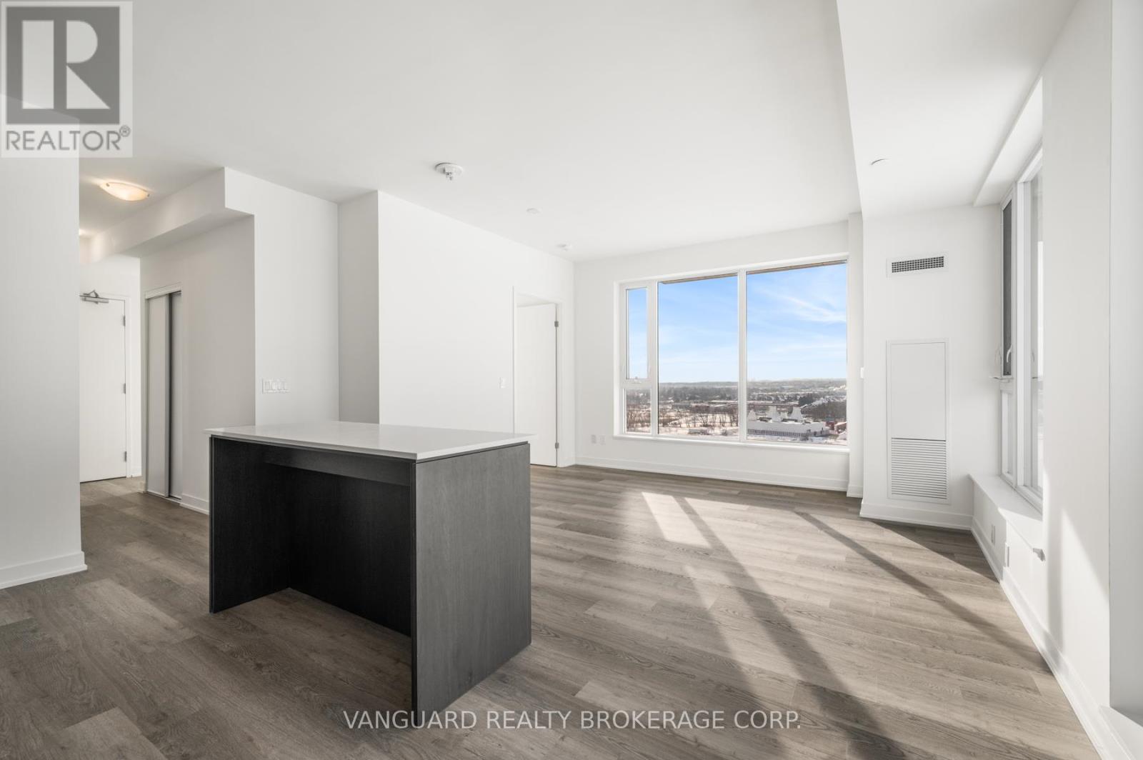 1325 - 2 David Eyer Drive, Richmond Hill, Ontario  L4S 0N6 - Photo 14 - N12766430