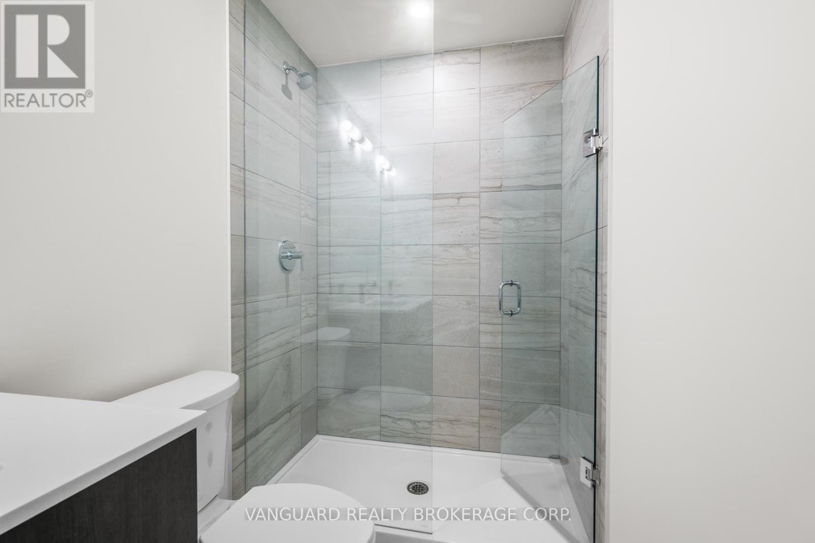 1325 - 2 David Eyer Drive, Richmond Hill, Ontario  L4S 0N6 - Photo 23 - N12766430