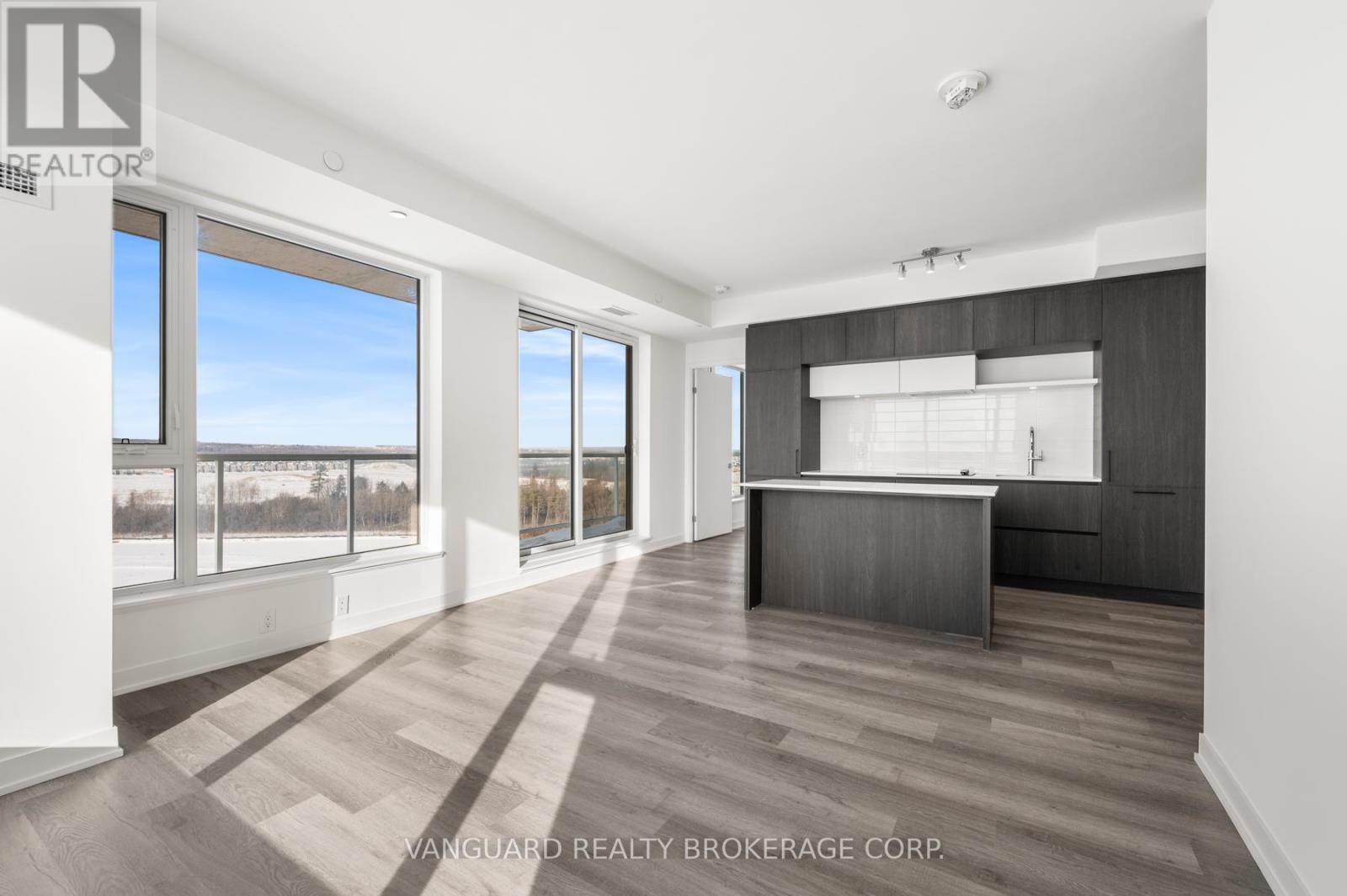 1325 - 2 David Eyer Drive, Richmond Hill, Ontario  L4S 0N6 - Photo 8 - N12766430