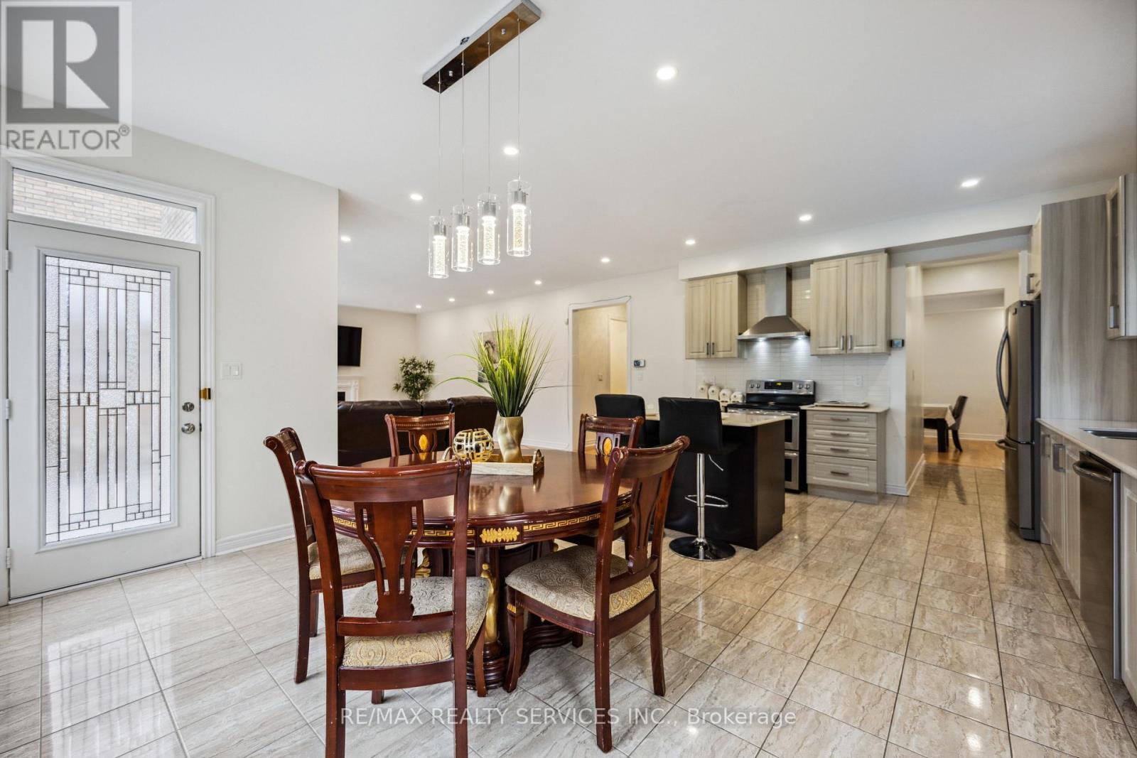 104 Sharpe Crescent, New Tecumseth, Ontario  L0G 1W0 - Photo 16 - N12766554