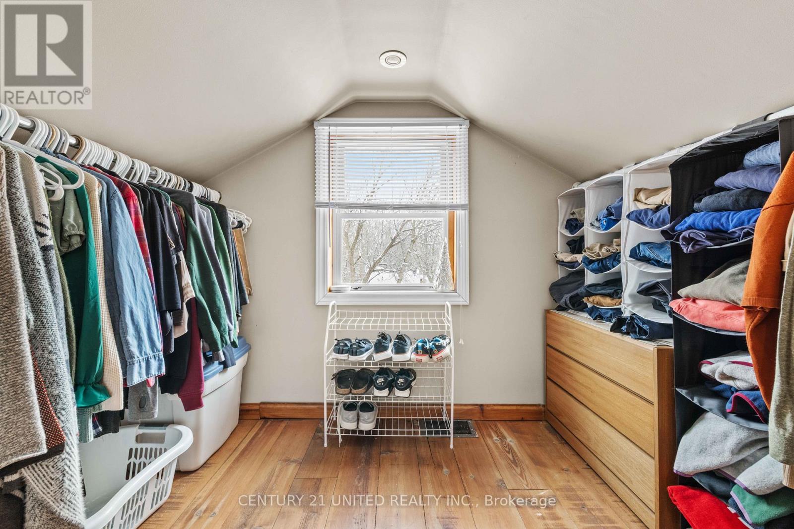 147 Lake Street, Peterborough (Town Ward 3), Ontario  K9J 2H2 - Photo 22 - X12766118