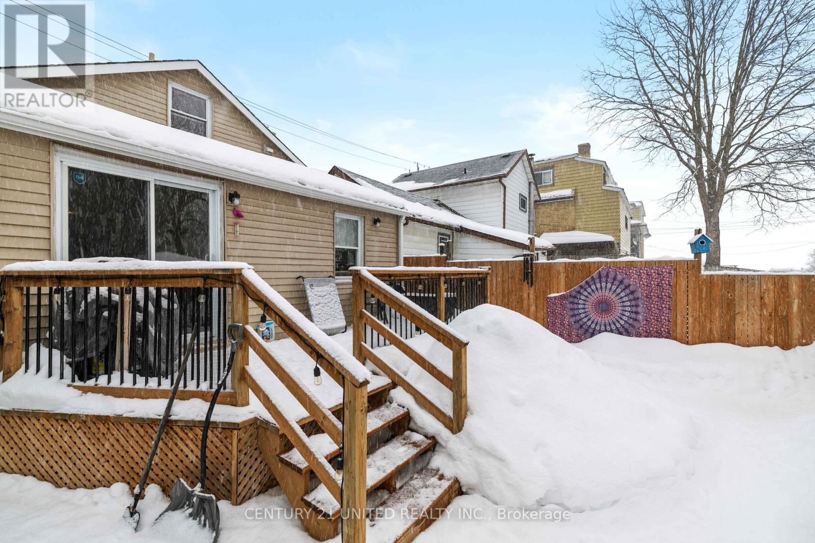 147 Lake Street, Peterborough (Town Ward 3), Ontario  K9J 2H2 - Photo 35 - X12766118