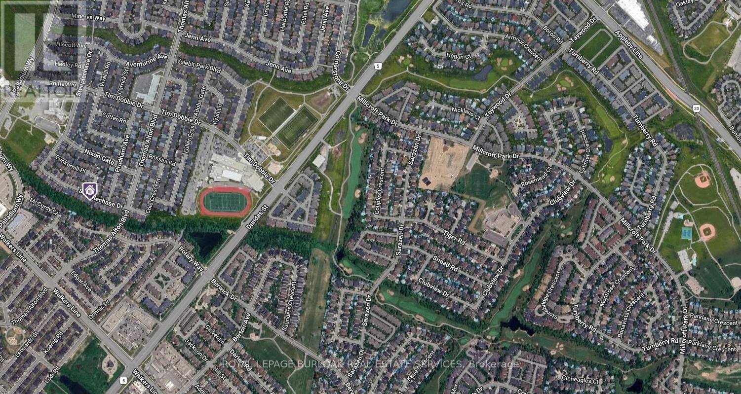 3202 Steeplechase Drive, Burlington, Ontario  L7M 0C4 - Photo 2 - W12766350