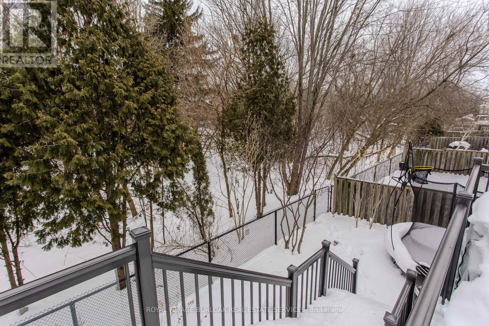 3202 Steeplechase Drive, Burlington, Ontario  L7M 0C4 - Photo 4 - W12766350