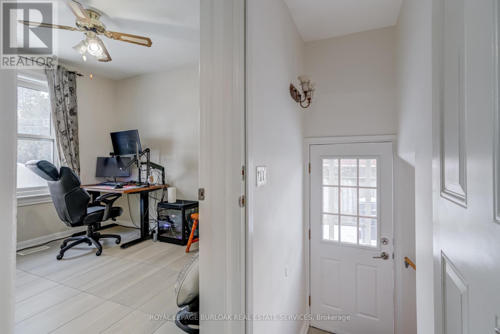 2322 Redfern Road, Burlington, Ontario  L7R 1X3 - Photo 26 - W12766376