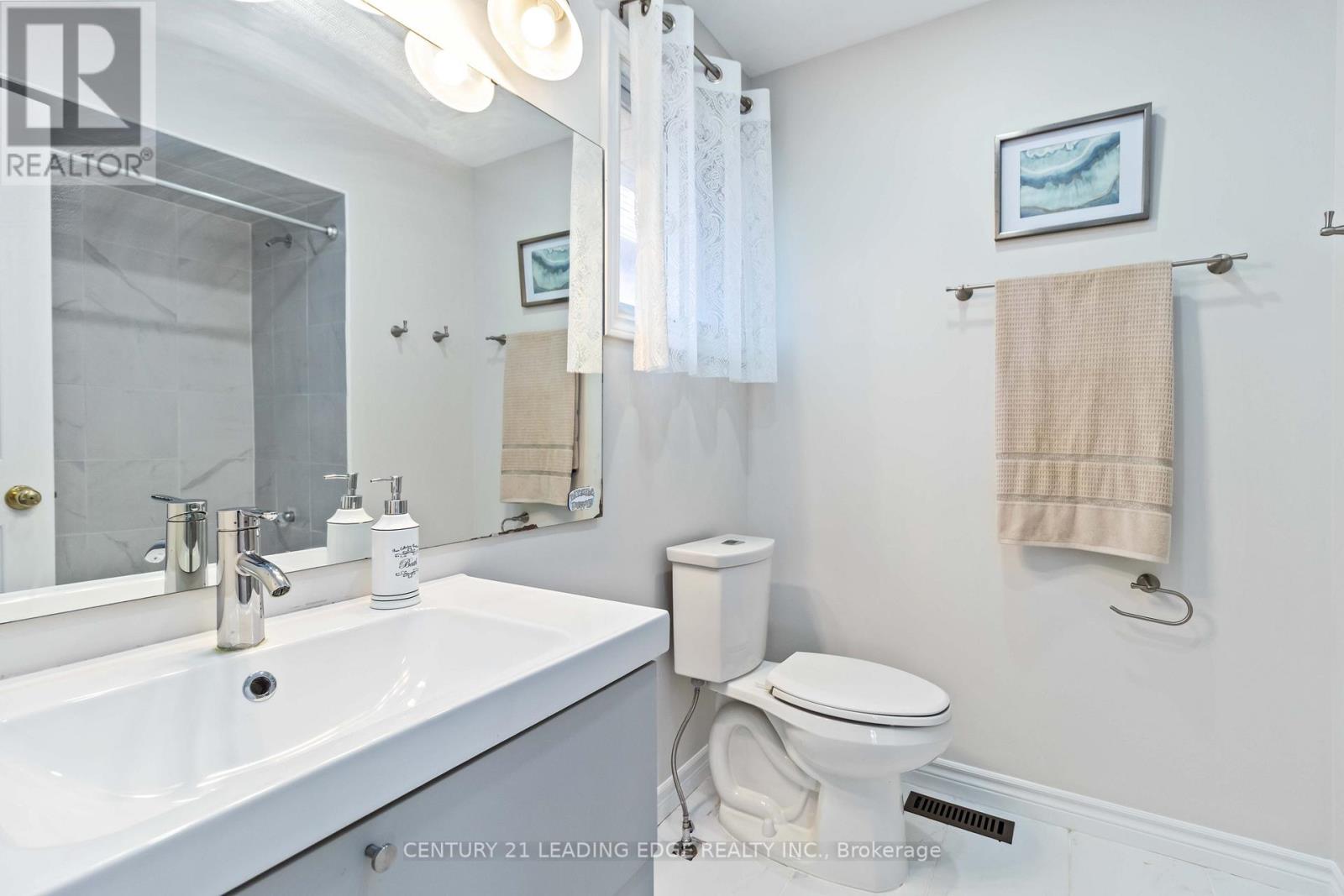 5201 Champlain Trail, Mississauga, Ontario  L5R 3B1 - Photo 40 - W12766388