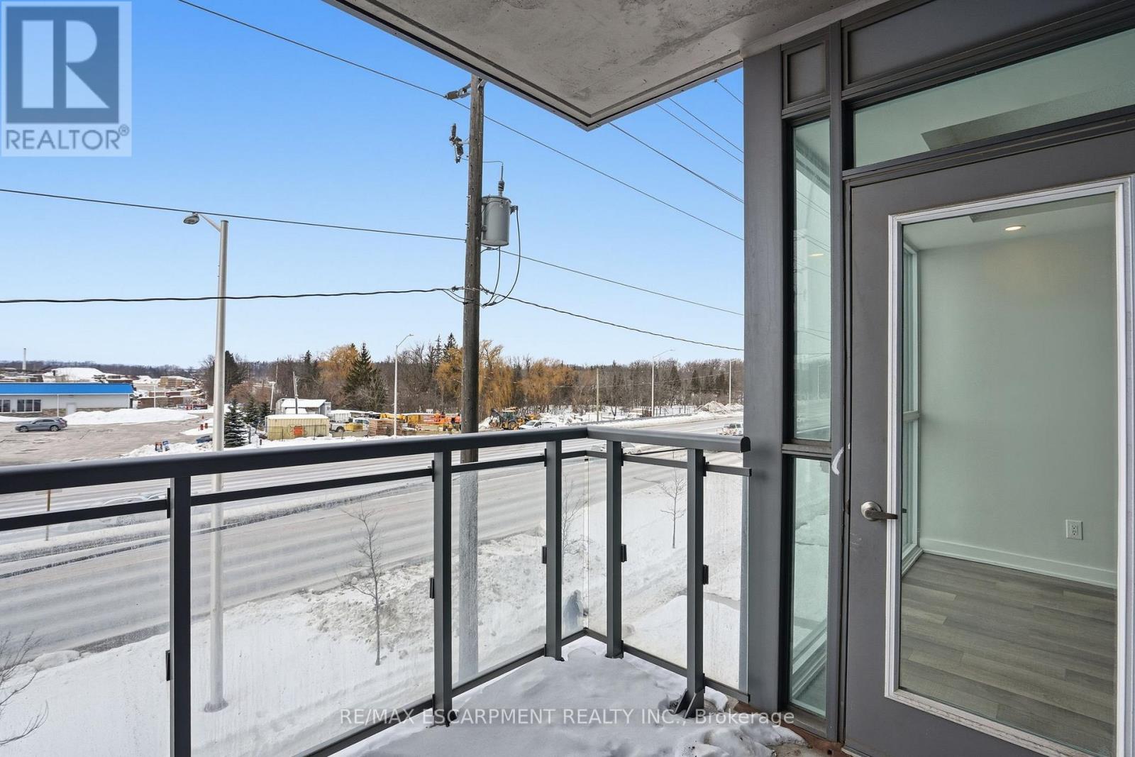 B304 - 5240 Dundas Street, Burlington, Ontario  L7L 0J6 - Photo 18 - W12766438