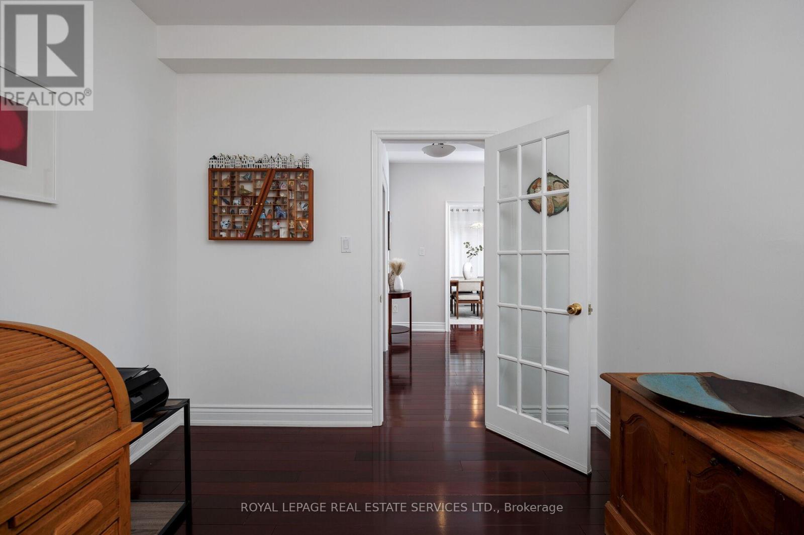 1061 Summit Ridge Drive, Oakville, Ontario  L6M 3K9 - Photo 22 - W12766442