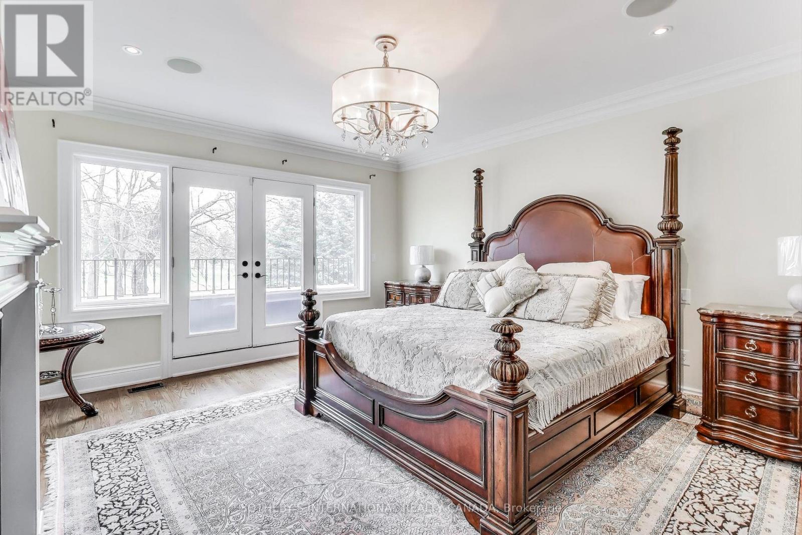 16 St Phillips Road, Toronto, Ontario  M9P 2N6 - Photo 20 - W12766454