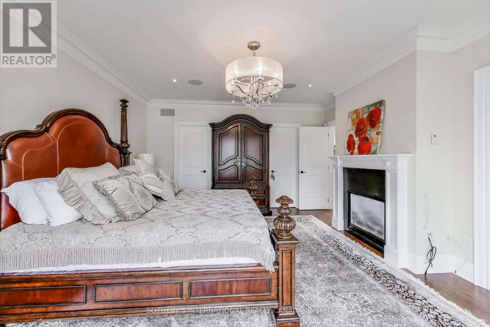 16 St Phillips Road, Toronto, Ontario  M9P 2N6 - Photo 22 - W12766454