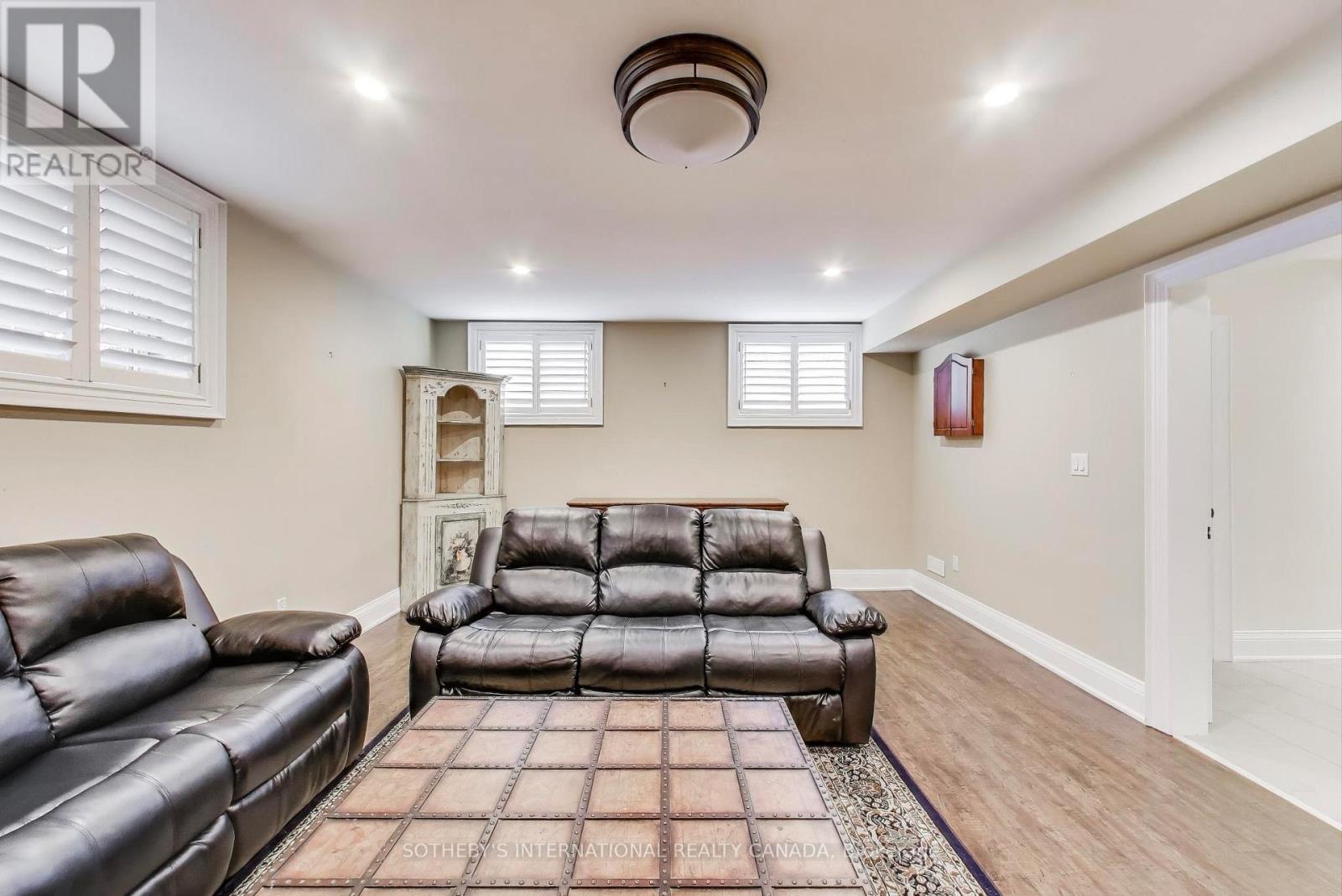 16 St Phillips Road, Toronto, Ontario  M9P 2N6 - Photo 36 - W12766454