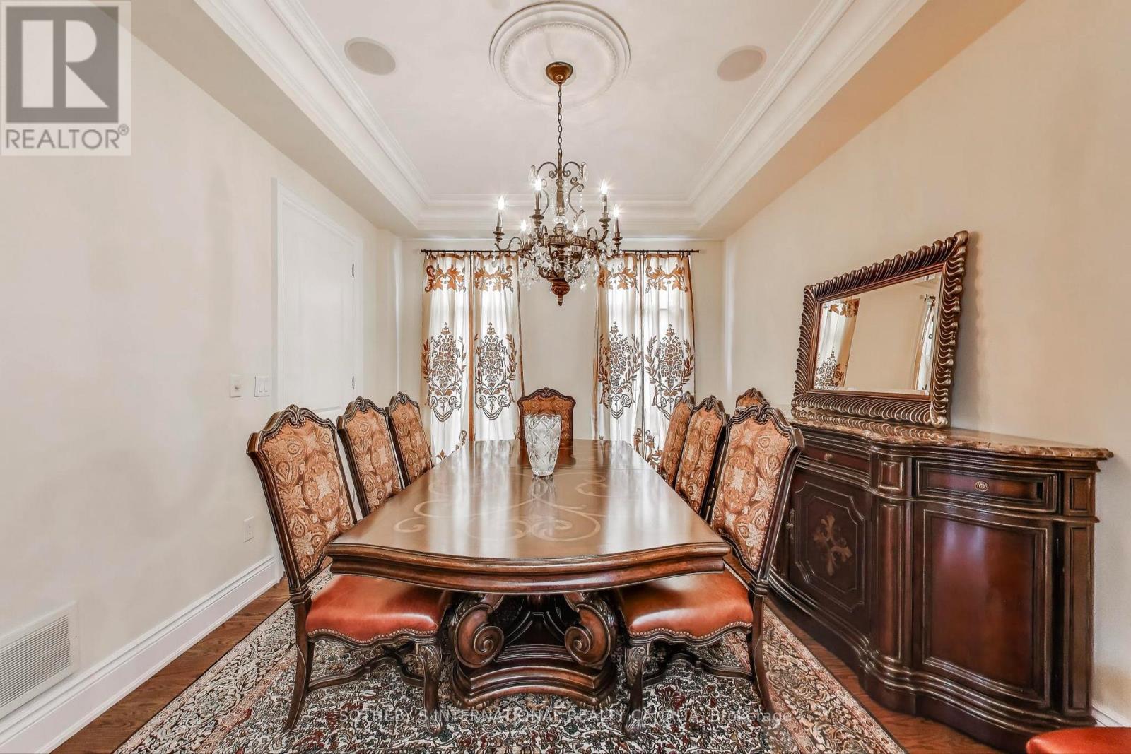 16 St Phillips Road, Toronto, Ontario  M9P 2N6 - Photo 6 - W12766454