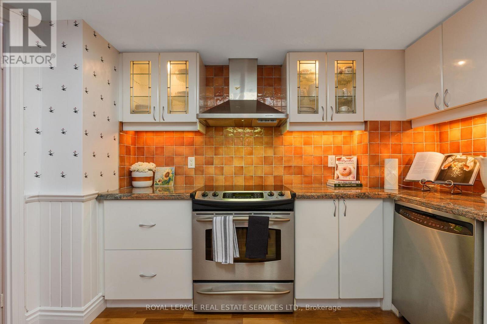 110 - 1240 Marlborough Court, Oakville, Ontario  L6H 3K7 - Photo 15 - W12766472